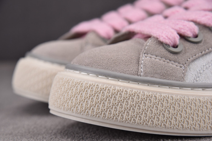 DR B33 SNEAKER