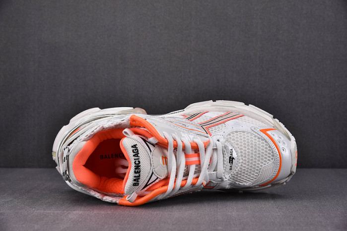 BLCG RUNNER SNEAKER 677403 W1RB2 2115
