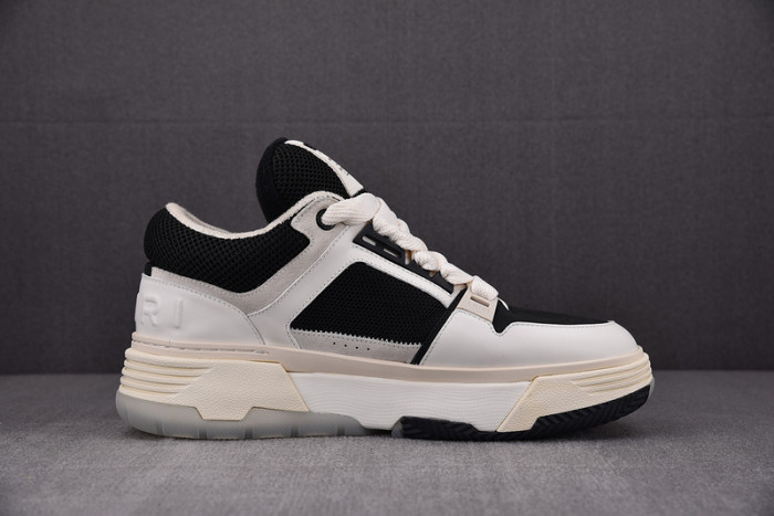 AR1M1 Sneaker MF8012-111