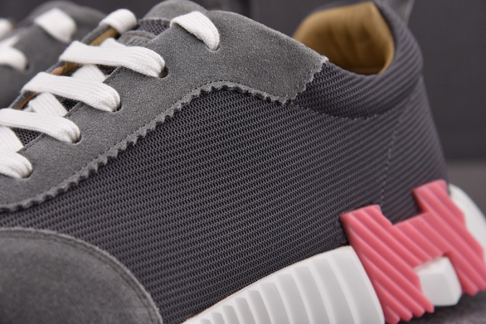 H**mes bouncing sneaker