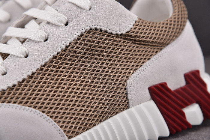 H**mes bouncing sneaker