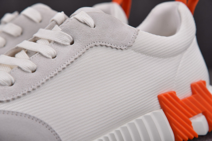 H**mes bouncing sneaker
