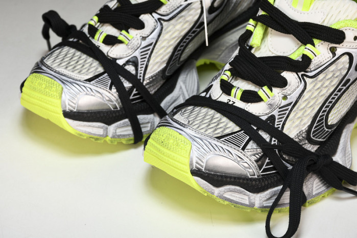 BLCG 3XL SNEAKER 734731 W3XL6 9031