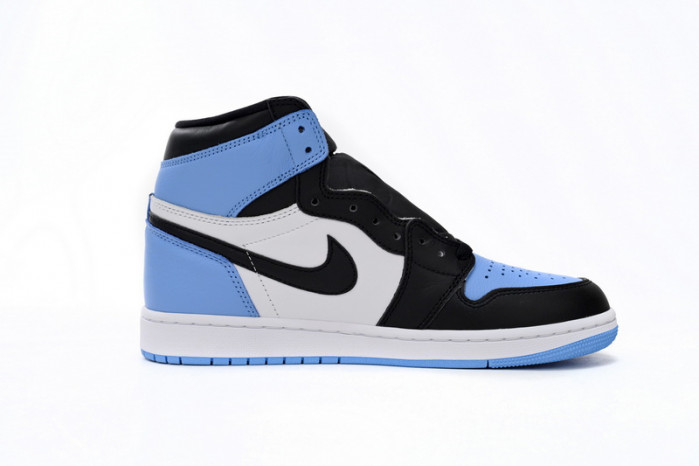 Air Jordan 1 High OG “UNC Toe” DZ5485-400