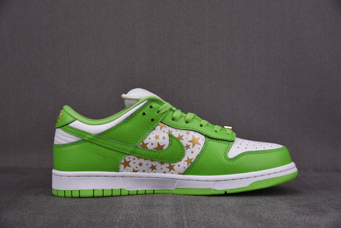 nike sb dunk low S*pre* stars mean green (2021) dh3228-101