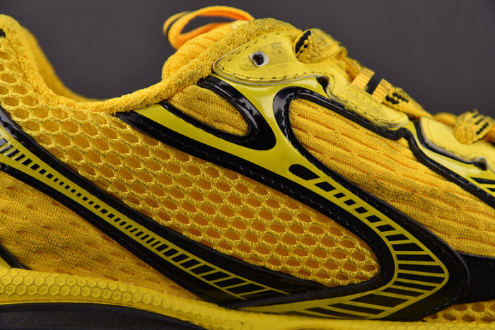 BLCG 3XL SNEAKER 524039 W2FA1 9010
