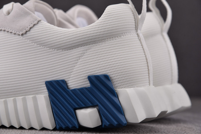 H**mes bouncing sneaker