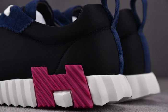 H**mes bouncing sneaker