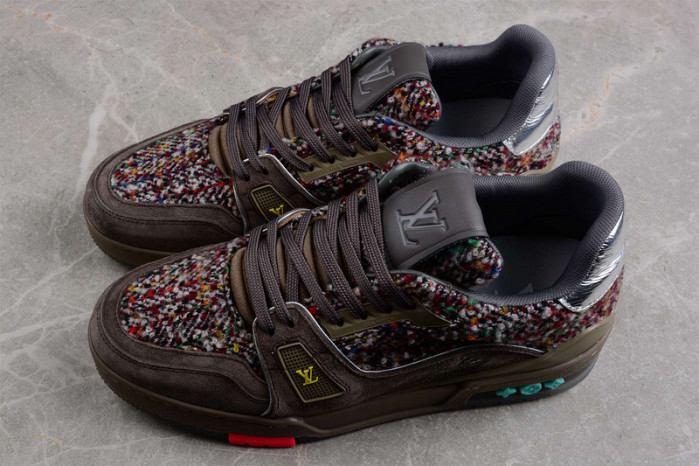 LV TRAINER SNEAKER LOW