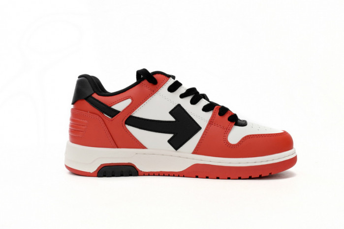 OFF-WHITE SNEAKER