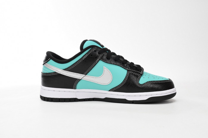 nike dunk sb low diamond S*pply co. "t*f*ny" 304292-402