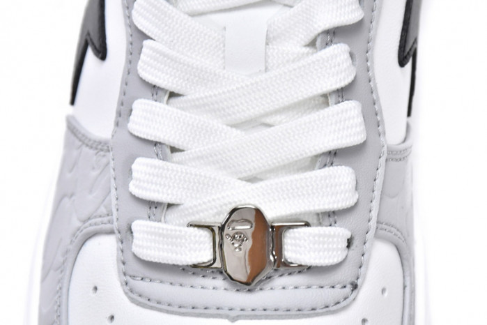 B*PE SNEAKER