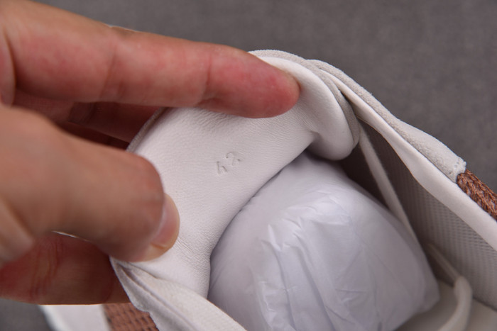 H**mes bouncing sneaker