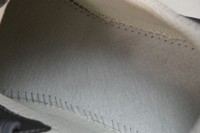 Valentino Garavani MS-2960 Low-top Sneaker