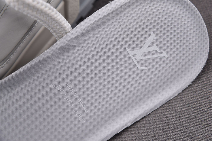 LV TRAINER Maxxi SNEAKER 2406207