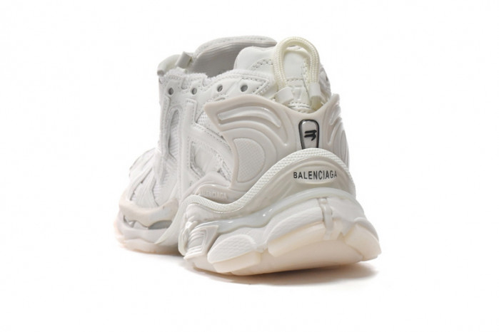 BLCG RUNNER SNEAKER 677402 23RC6 2516