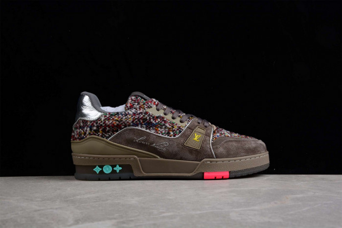 LV TRAINER SNEAKER LOW