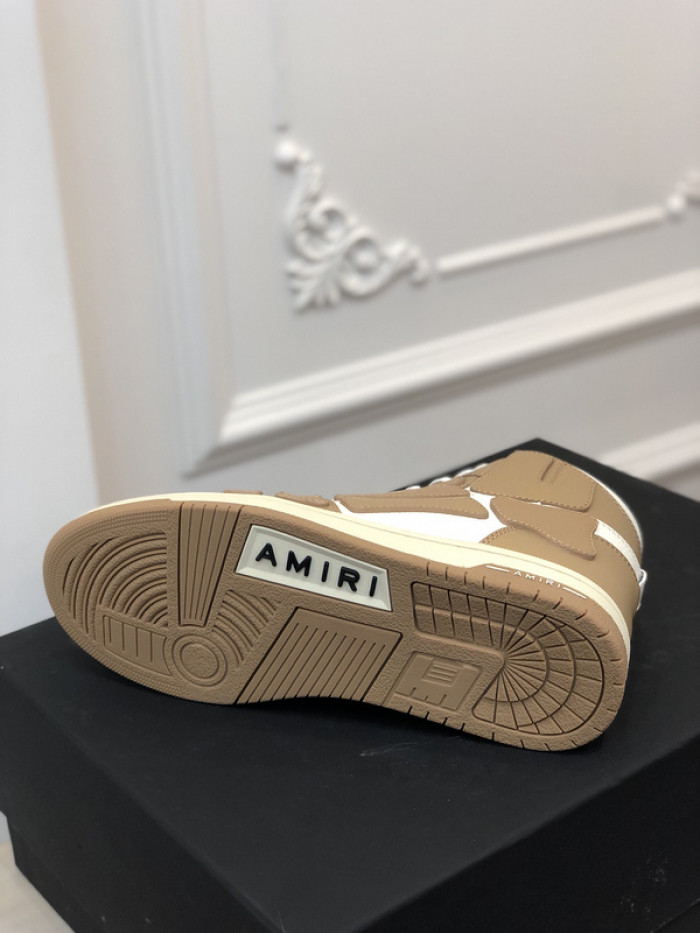 AR1M1 High-Top Sneaker