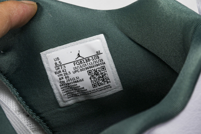 Air Jordan 4 “Oxidized Green” FQ8138-103