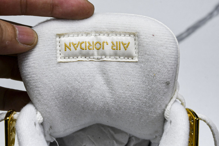 Jordan 4 Retro Metallic Gold AQ9129-170