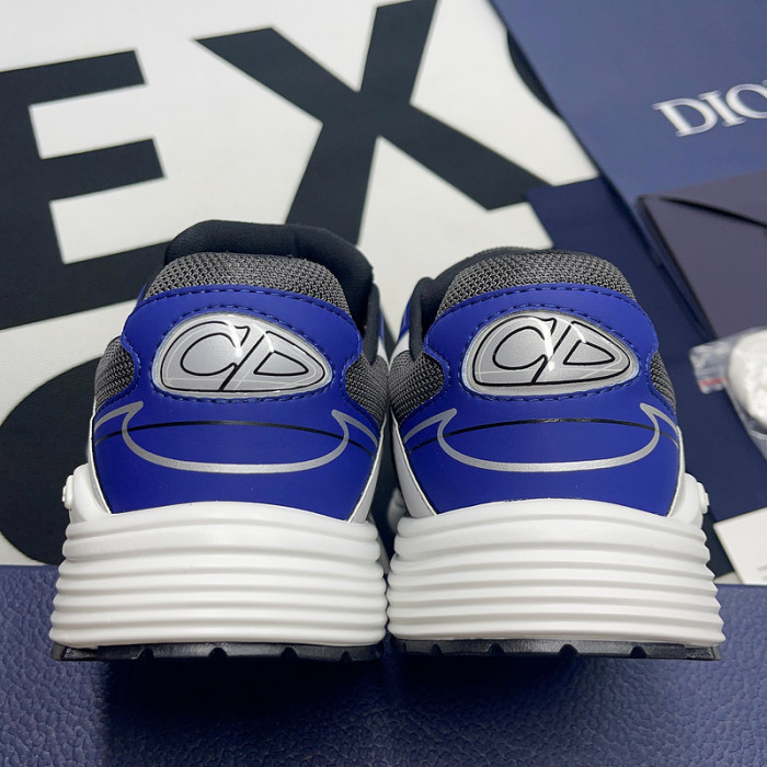 DR B30 Sneakers