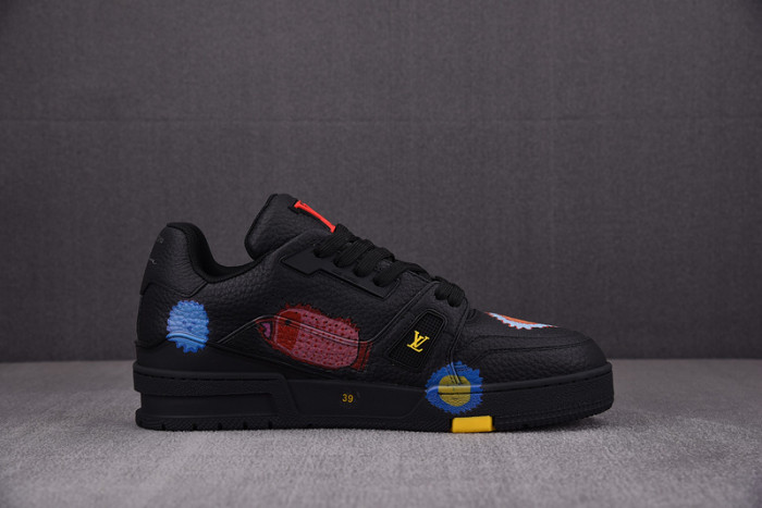 LV TRAINER SNEAKER