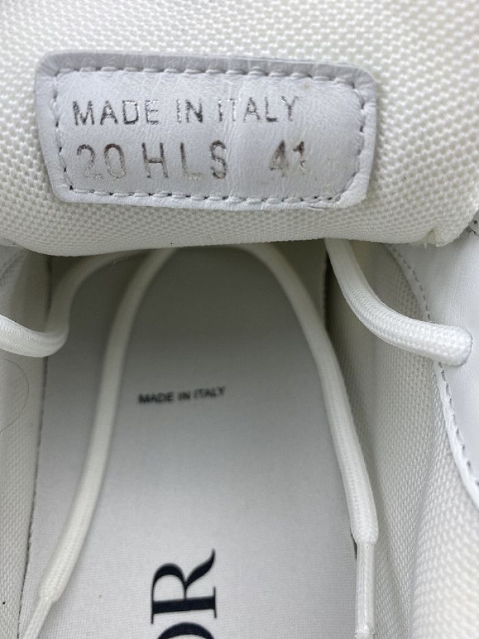 DR B22 SNEAKER