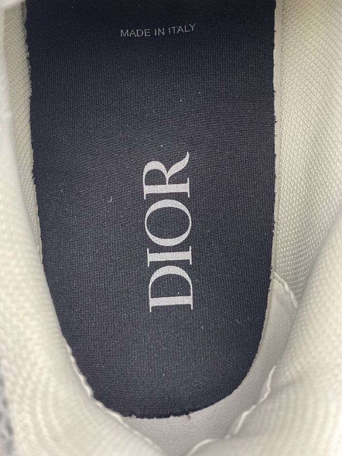 DR B22 SNEAKER