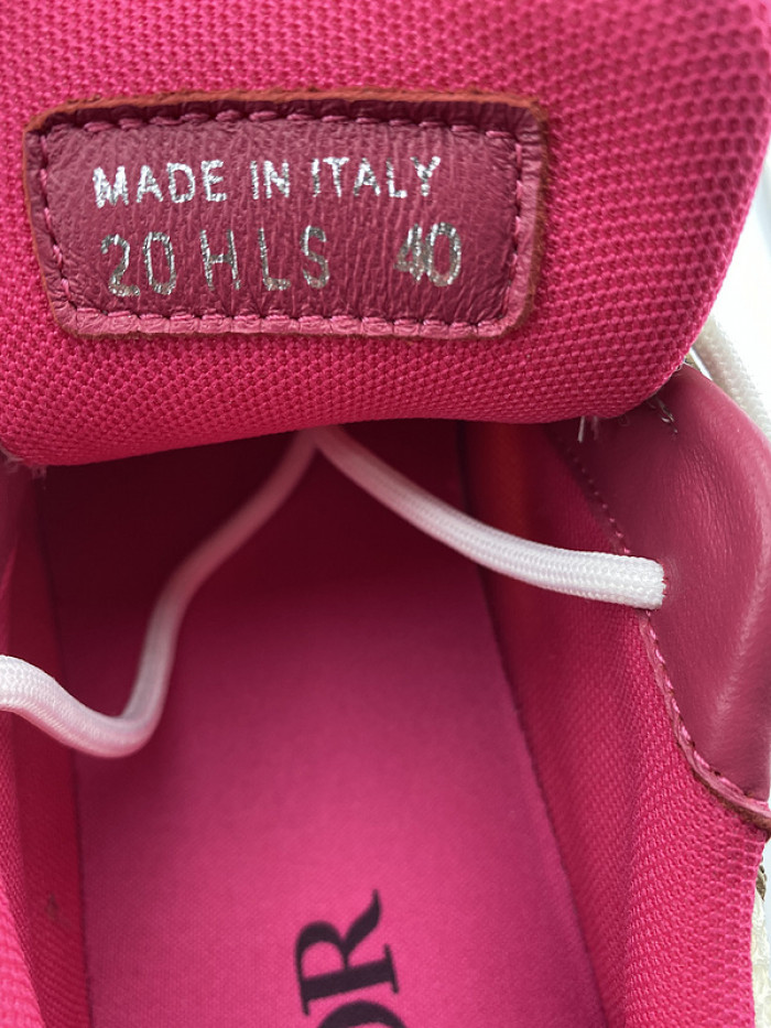 DR B22 SNEAKER