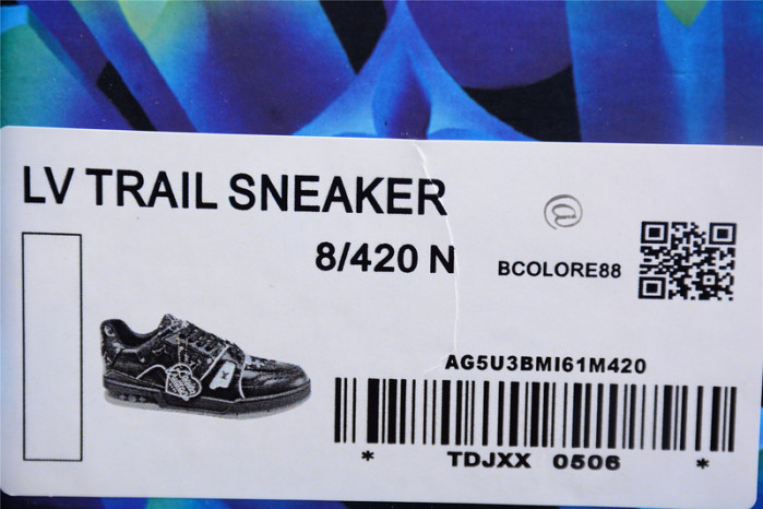 LV TRAINER SNEAKER LOW