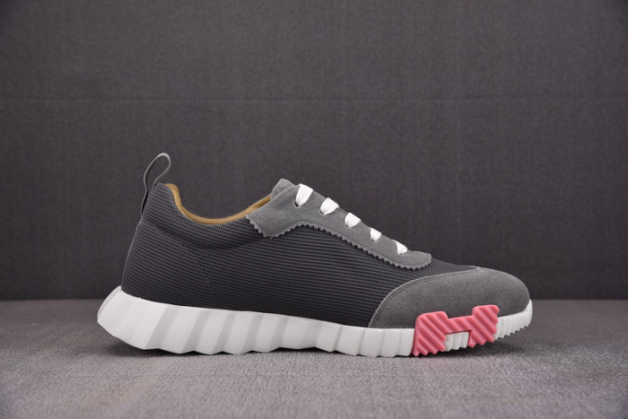 H**mes bouncing sneaker
