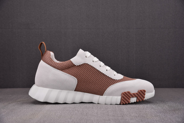H**mes bouncing sneaker