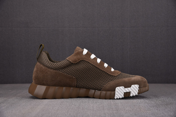 H**mes bouncing sneaker