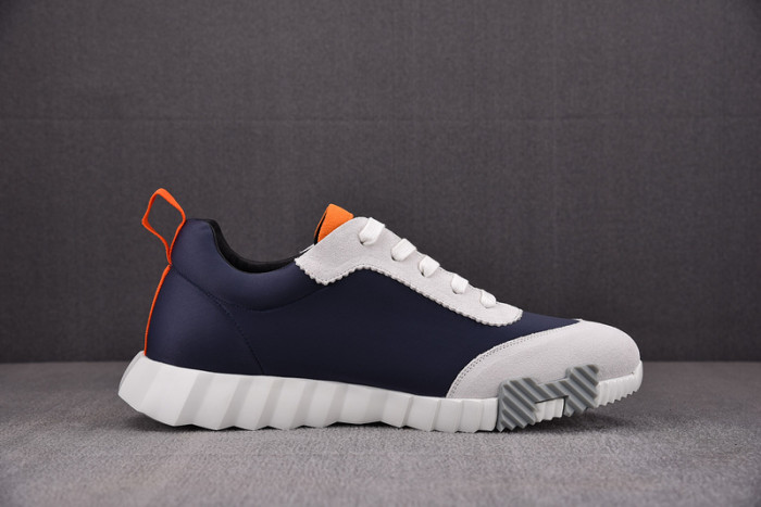 H**mes bouncing sneaker
