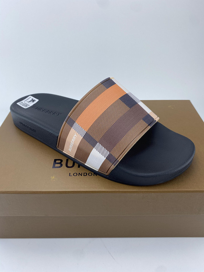 BUBERY SLIPPERS