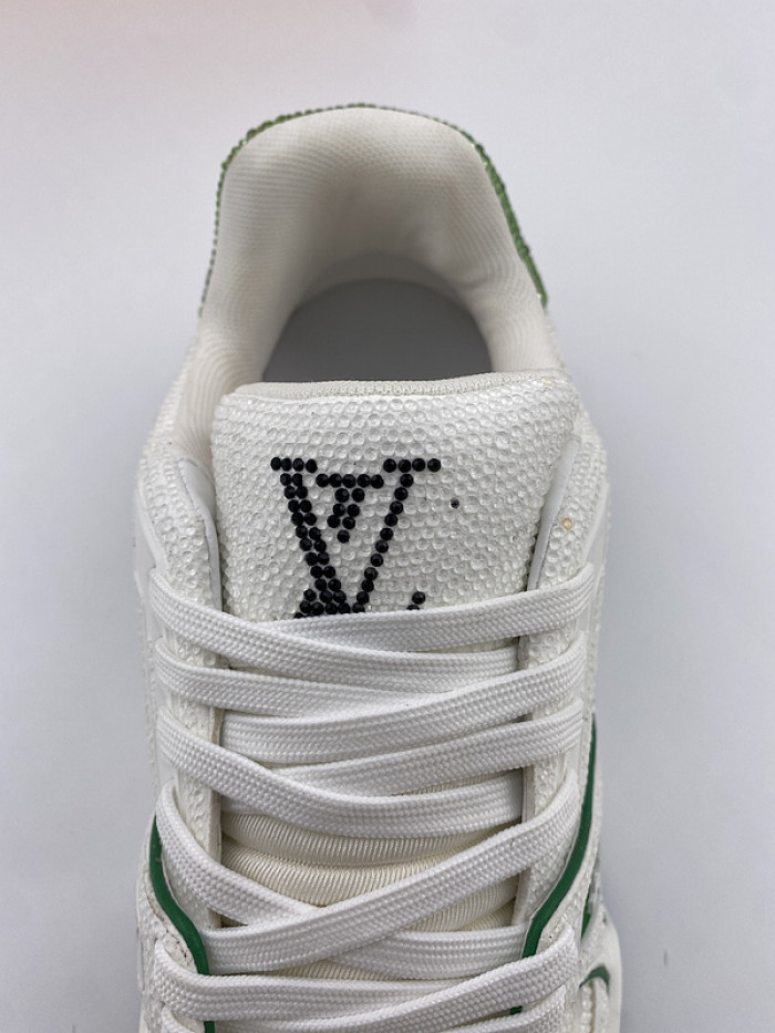 LV TRAINER SNEAKER