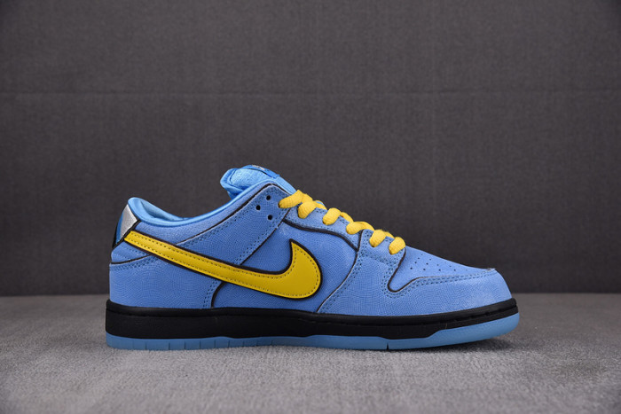 The Powerpuff Girls x Nike SB Dunk Low “Bubbles” FZ8320-400