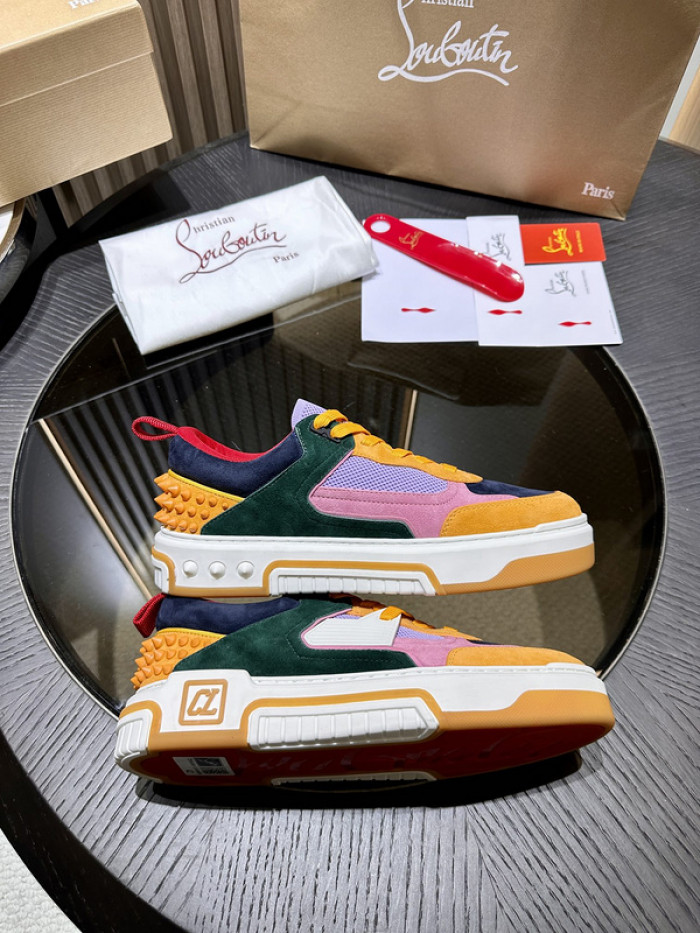 CLBSNEAKER