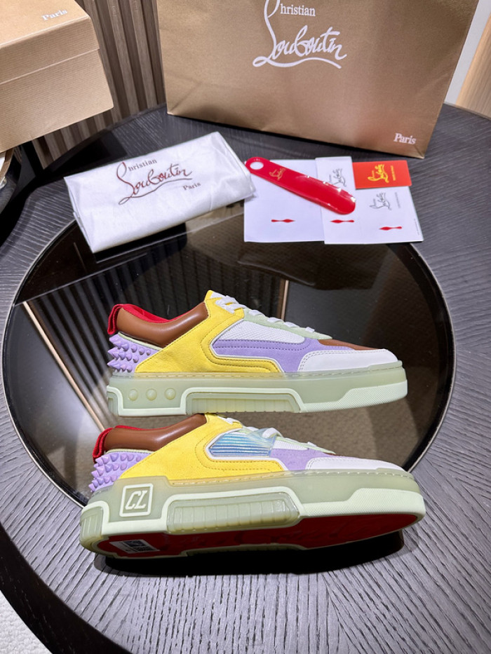 CLBSNEAKER