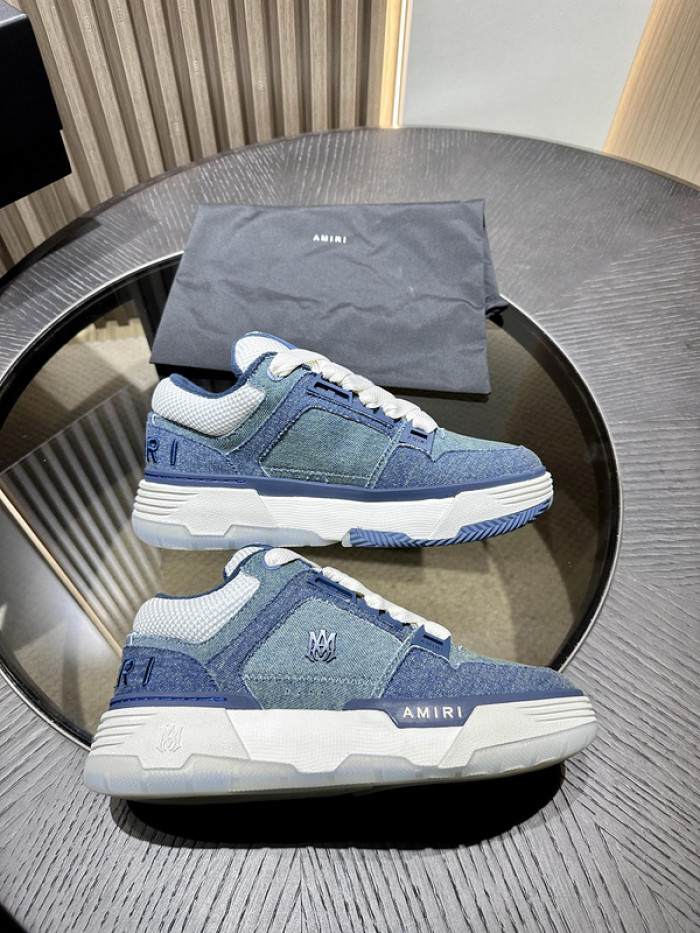 AR1M1 Sneaker MA1