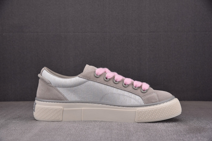 DR B33 SNEAKER
