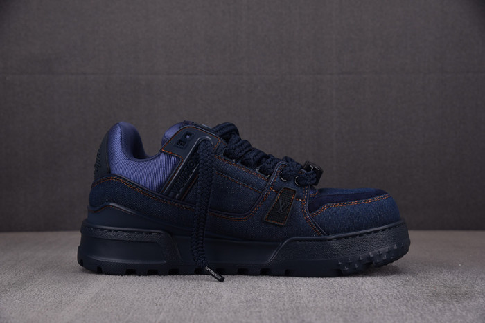 LV TRAINER Maxxi SNEAKER 24080801