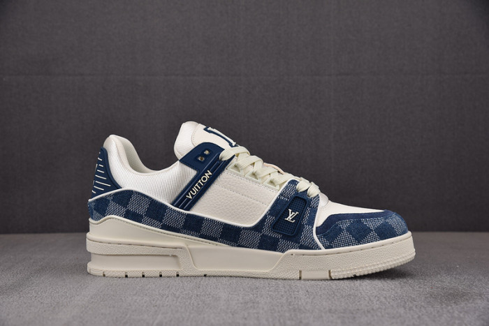 LV TRAINER SNEAKER 24080802
