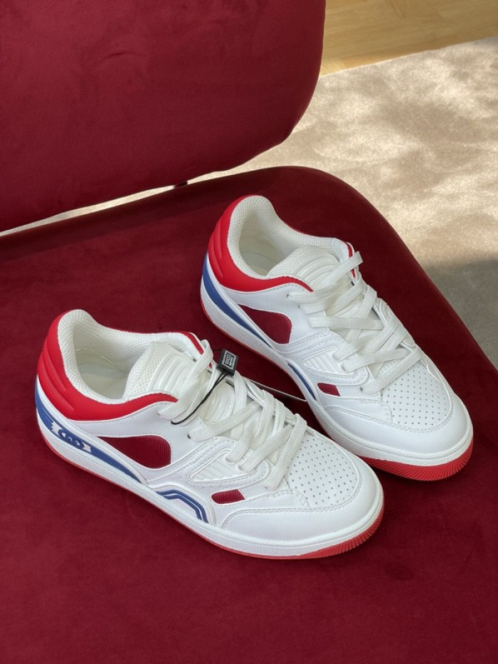 Gucc Sneakers