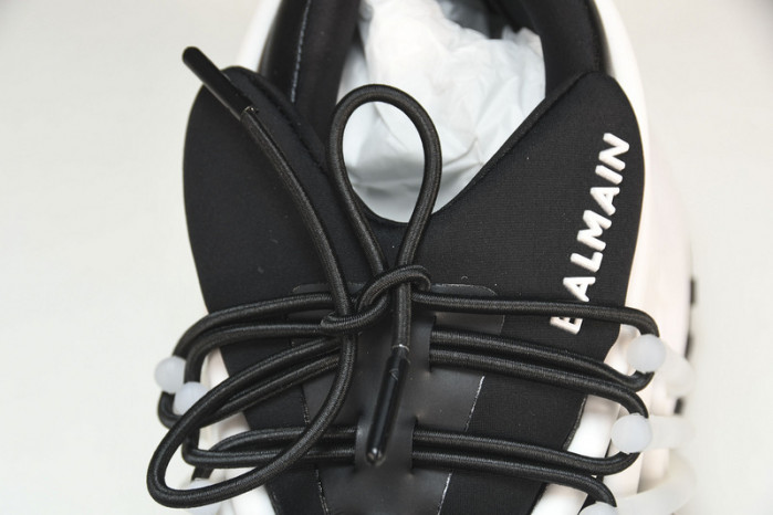 BALMAIN LEATHER UNICORN LOW-TOP SNEAKER