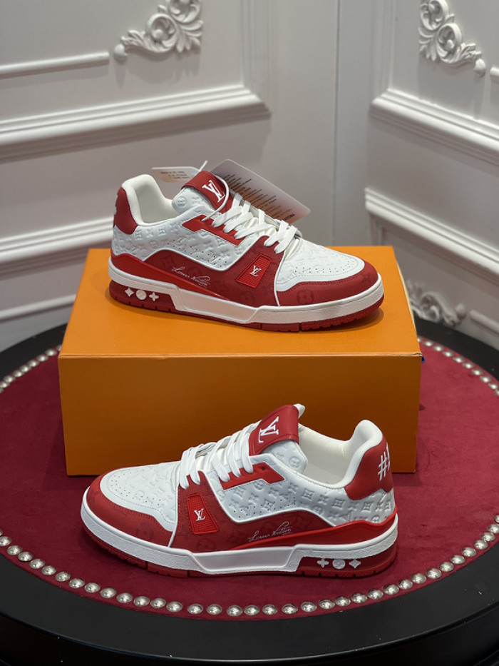 LV TRAINER SNEAKER