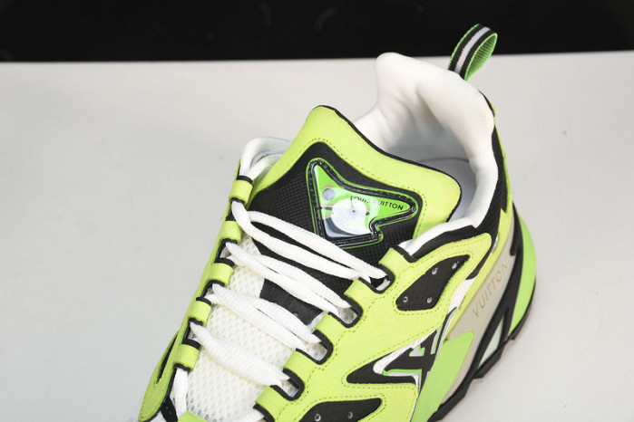 LV RUNNER TATIC SNEAKER 1A9JER