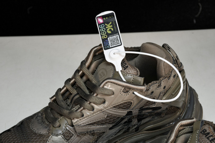 BLCG RUNNER SNEAKER 677402 W3RBQ 2010