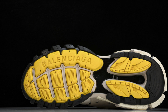 BLCG TRACK SNEAKER 542436 W1ST3 0258
