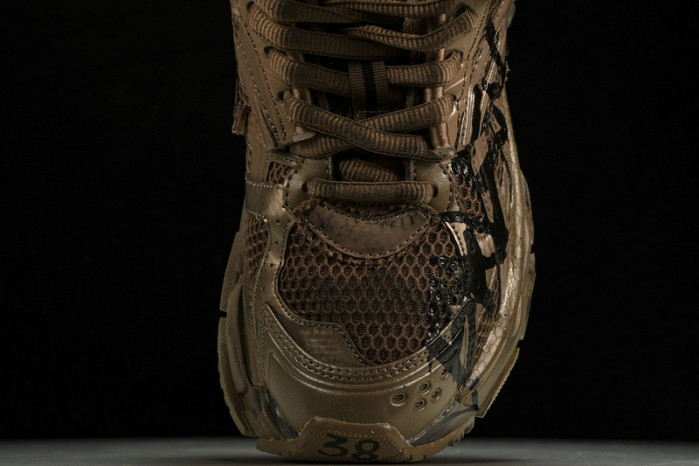 BLCG RUNNER SNEAKER 677402 W3RBQ 2010